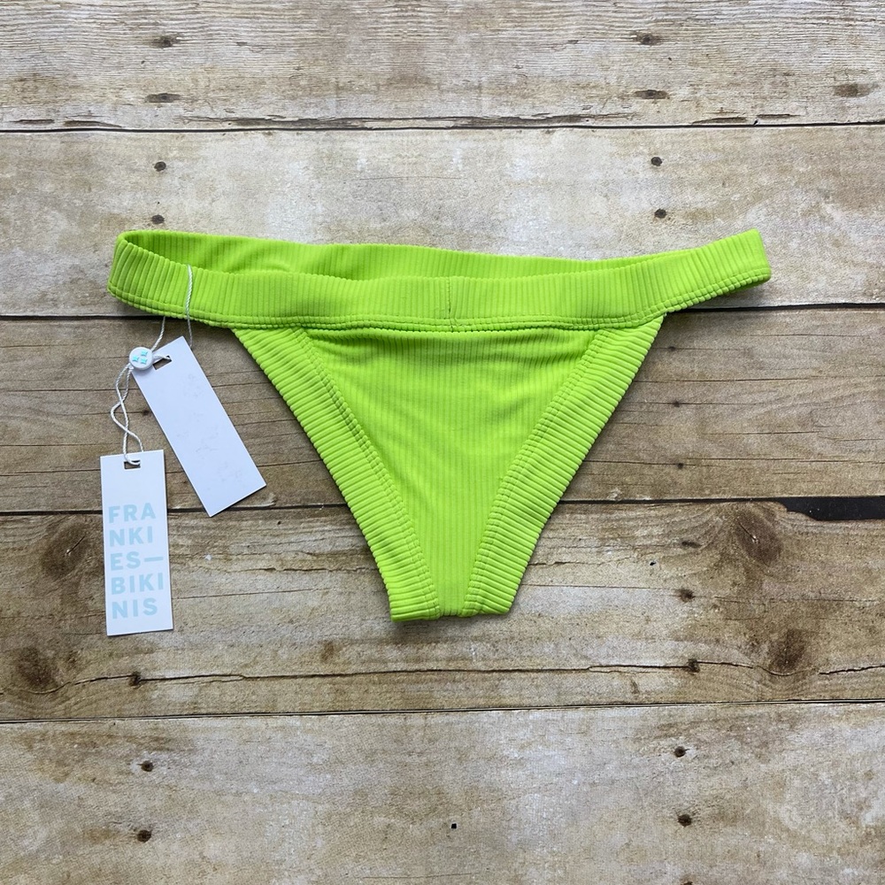 Frankies Bikinis SET. Cole Ribbed Top & Cole Ribbed Cheeky Bottom in ‘slime’ - Picture 6 of 11